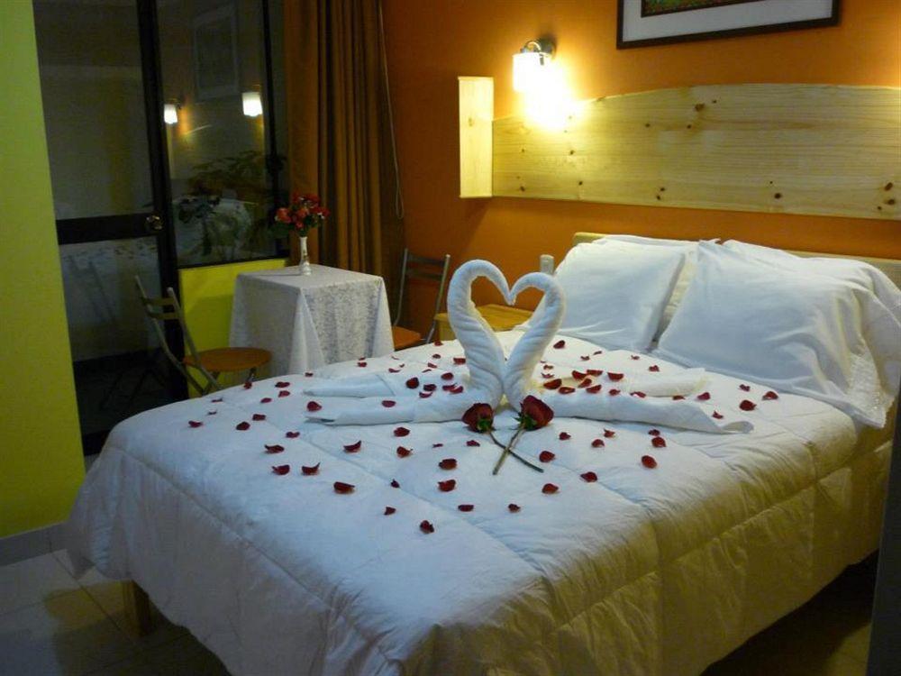 Hotel Savoy Ика Экстерьер фото