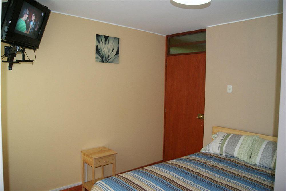 Hotel Savoy Ика Экстерьер фото